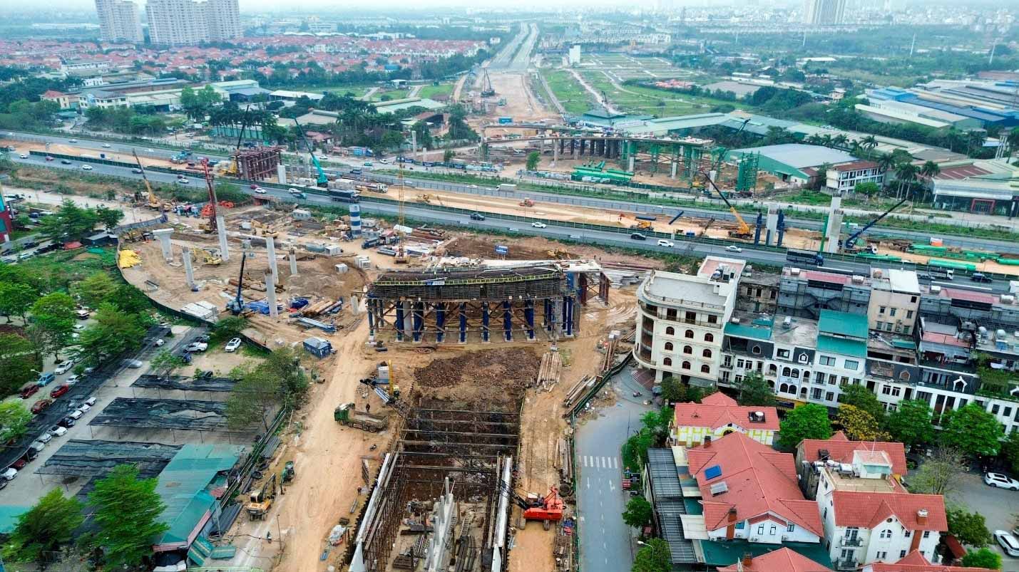 anh-thuc-te-nut-giao-dai-lo-thang-long